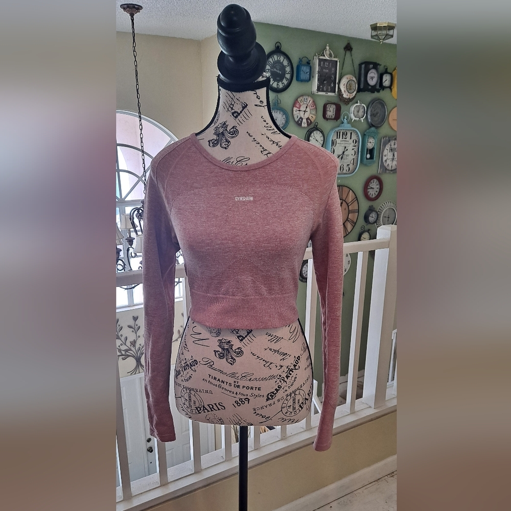 GYMSHARK Pink Long Sleeve Crop Top